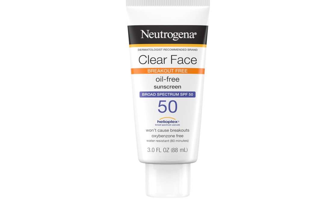 Neutrogena Clear Face Sunscreen Lotion for Acne-Prone Skin, Broad Spectrum SPF 50 Facial Sunscreen for Oily Skin, Oil-, Fragrance- & Oxybenzone-Free Water Resistant Sunscreen, 3 fl. oz
