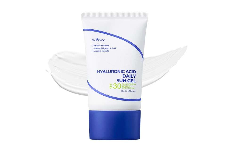 ISNTREE Hyaluronic Acid Daily Sun Gel 50ml, 1.69 fl oz | SPF 30 | Korean Skincare | Moisturizing | No White Cast | Lightweight | Mild Formula | Daily SPF | Korean Sunscreen | Broad Spectrum
