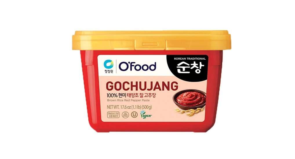 Chung Jung One O'Food Medium Gochujang 1.1lb, Korean Red Chili Pepper Paste, Spicy, Sweet and Savory Sauce, Traditional Fermented Condiment, 100% Brown Rice, No Corn Syrup 