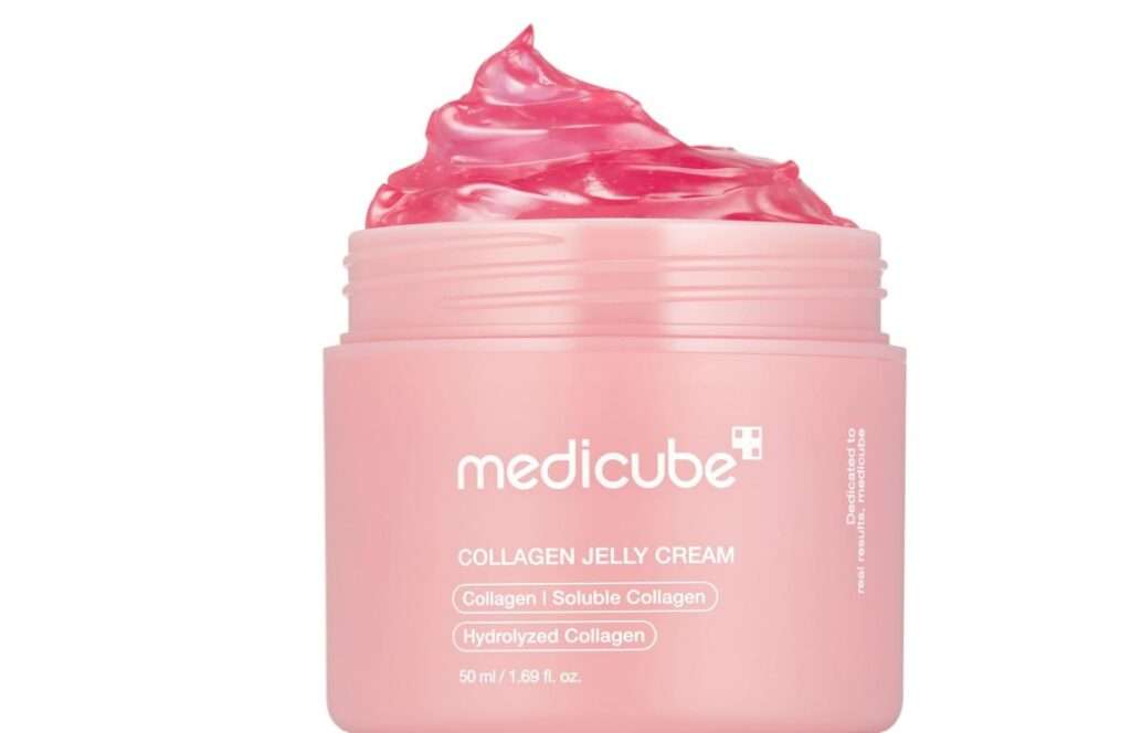 medicube Collagen Jelly Cream- Niacinamide & Freeze-Dried Hydrolyzed Collagen - Boosts skin's barrier hydration and gives 24h Glow & Lifted Look - Korean skincare (1.69 Fl Oz (Pack of 1))
