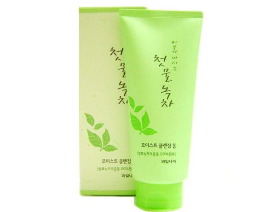 The First Green Tea Natural Facial Cleansing Foam - Fermented Green Tea 
