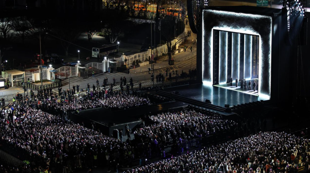 gwanghwamun square bts arirang concert stage